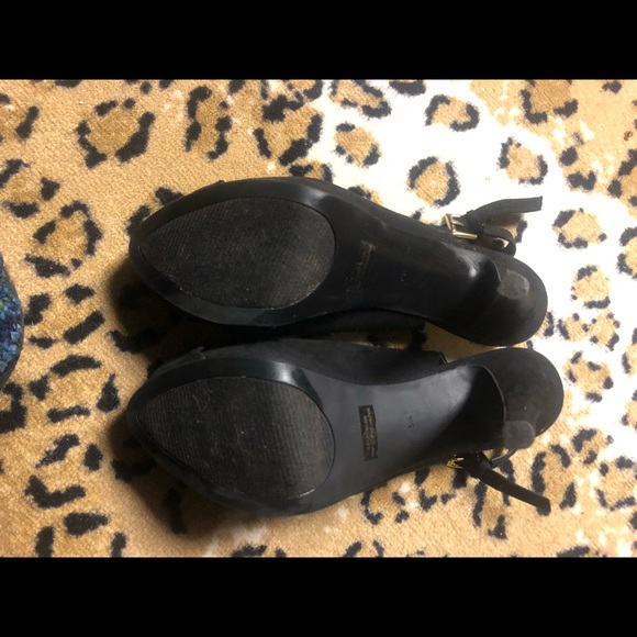 Guess Suede Heels - Picture 4 of 4